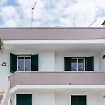 Seaside Flat - Daire *