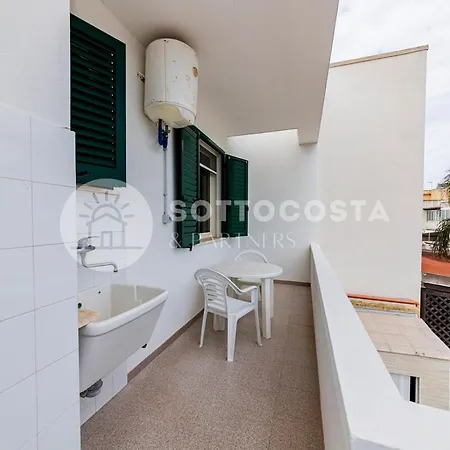 Апартаменты Seaside Flat -